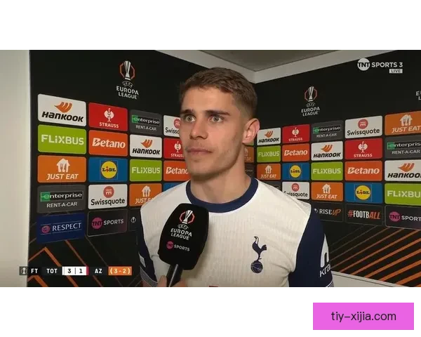 备战法兰克福范德芬波罗缺席训练