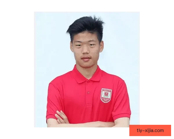 贺一然正式加盟蓉城征战新中超